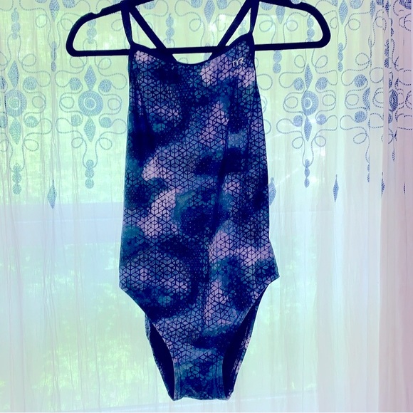TYR swimsuit size 36 L/XL - Picture 2 of 6